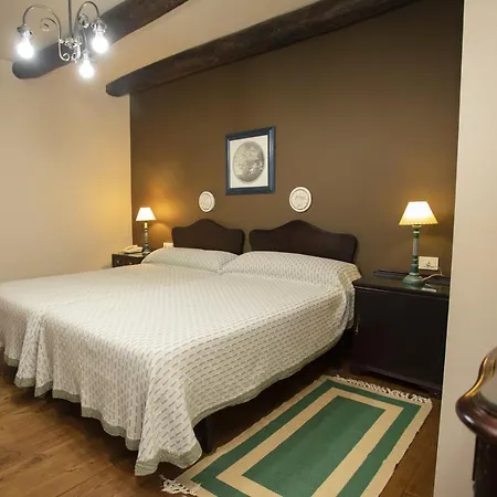 Casa De Diaz Samos
