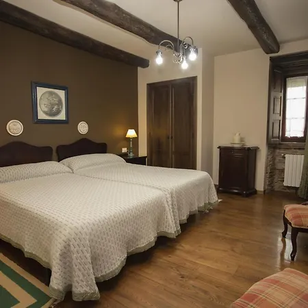 Hotell Casa De Diaz 2*